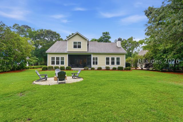 8 Dovetree Ln, Bluffton, SC 29910