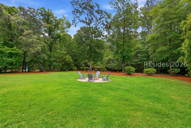 8 Dovetree Ln, Bluffton, SC 29910