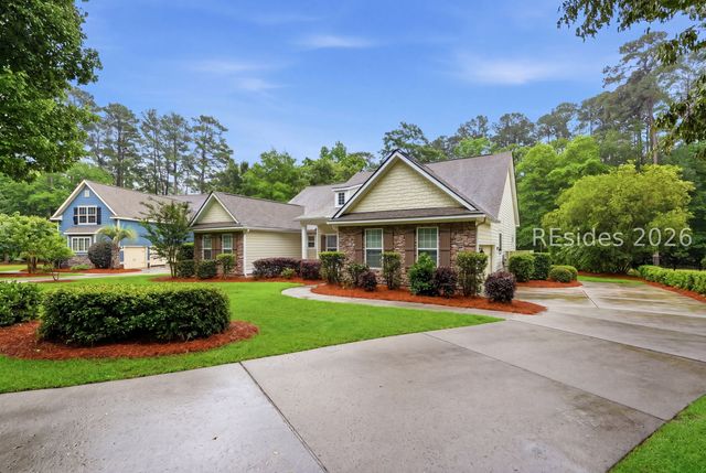 8 Dovetree Ln, Bluffton, SC 29910