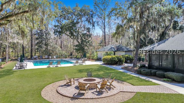 8 Dovetree Ln, Bluffton, SC 29910