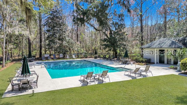 8 Dovetree Ln, Bluffton, SC 29910