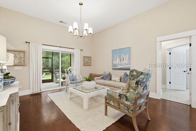 8 Dovetree Ln, Bluffton, SC 29910