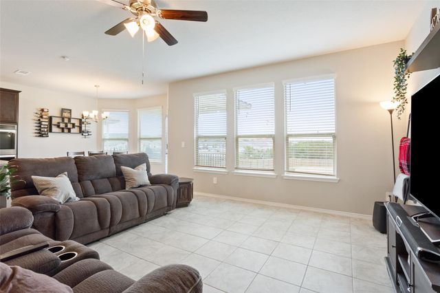 2102 Gadwall DR, Copperas Cove, TX 76522