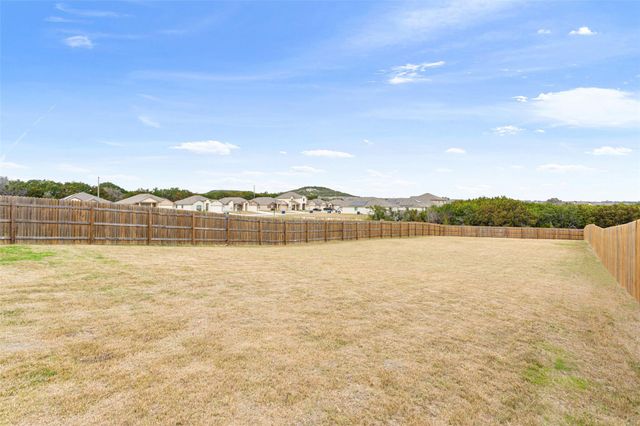 2102 Gadwall DR, Copperas Cove, TX 76522