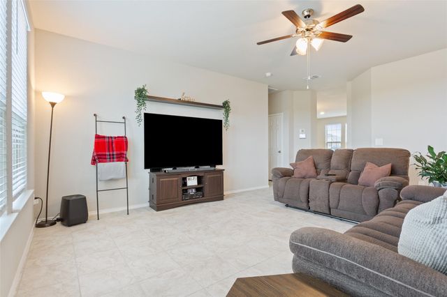 2102 Gadwall DR, Copperas Cove, TX 76522