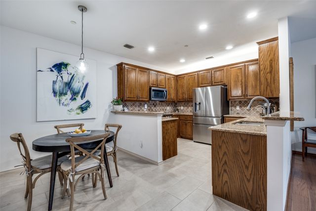 2212 Paige Court, Carrollton, TX 75006