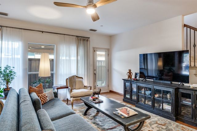 2212 Paige Court, Carrollton, TX 75006