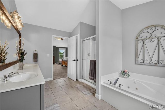 1654 Summit Terrace Court, Fenton, MO 63026