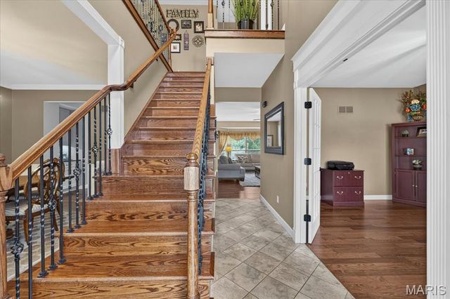 1654 Summit Terrace Court, Fenton, MO 63026