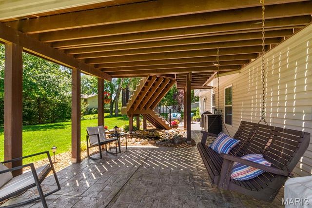 1654 Summit Terrace Court, Fenton, MO 63026