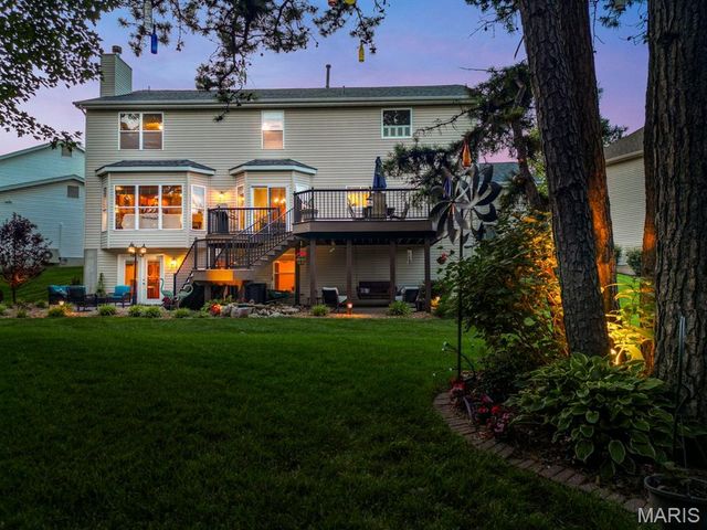 1654 Summit Terrace Court, Fenton, MO 63026