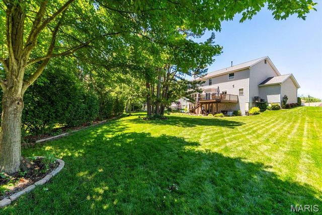 1654 Summit Terrace Court, Fenton, MO 63026