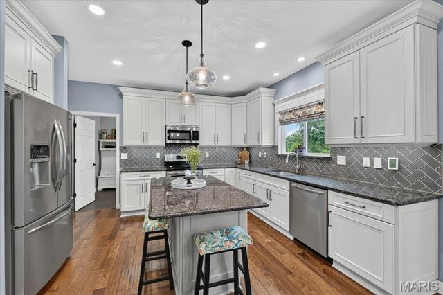 1654 Summit Terrace Court, Fenton, MO 63026