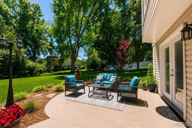 1654 Summit Terrace Court, Fenton, MO 63026