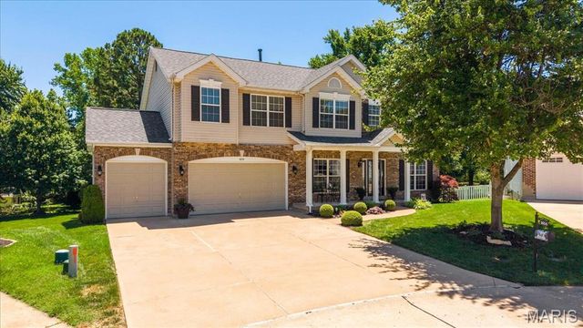 1654 Summit Terrace Court, Fenton, MO 63026