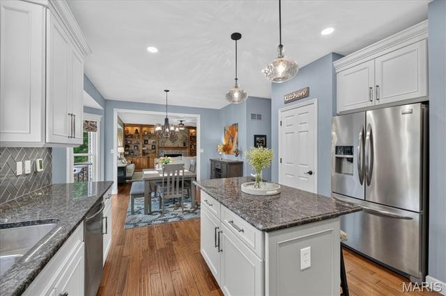1654 Summit Terrace Court, Fenton, MO 63026