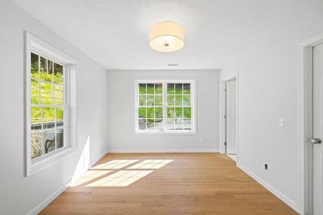 20 Highland Ave, West Boylston, MA 01583