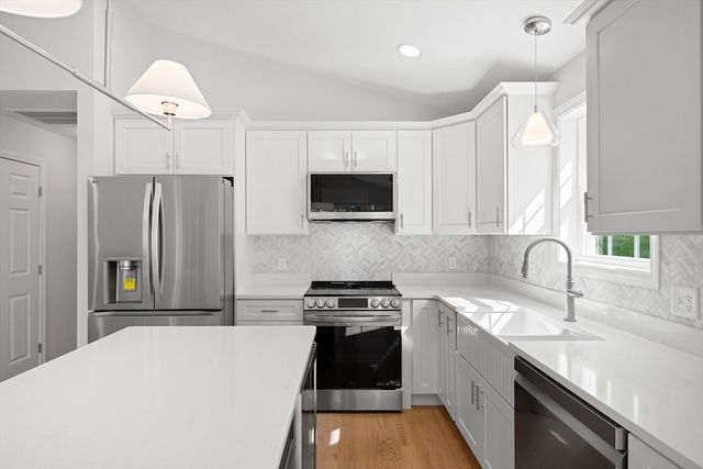 20 Highland Ave, West Boylston, MA 01583