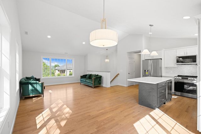 20 Highland Ave, West Boylston, MA 01583