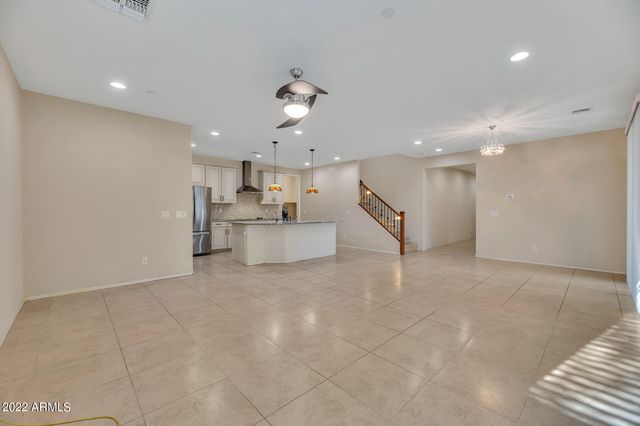 4625 E BECK Lane, Phoenix, AZ 85032