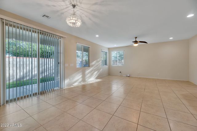 4625 E BECK Lane, Phoenix, AZ 85032