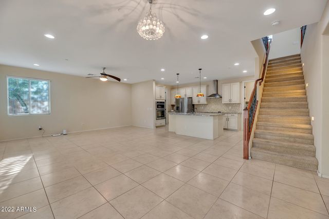 4625 E BECK Lane, Phoenix, AZ 85032