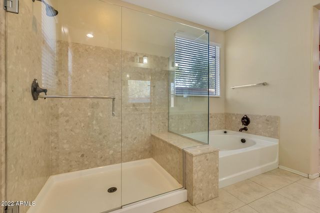 4625 E BECK Lane, Phoenix, AZ 85032