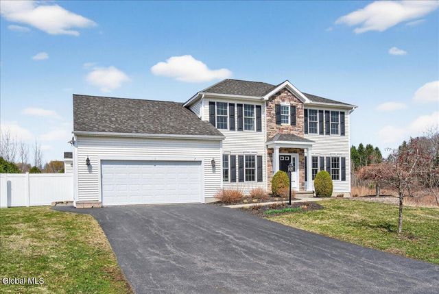 7 Rolling Hills Drive, Halfmoon, NY 12118