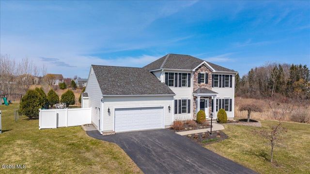 7 Rolling Hills Drive, Halfmoon, NY 12118