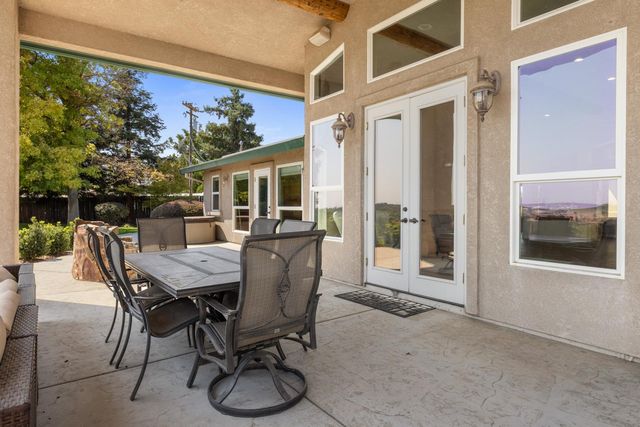 8300 Jantzen Rd, Modesto, CA 95357