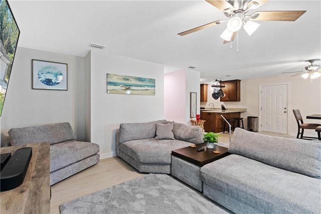 1933 Wildwood Place, Mobile, AL 36609