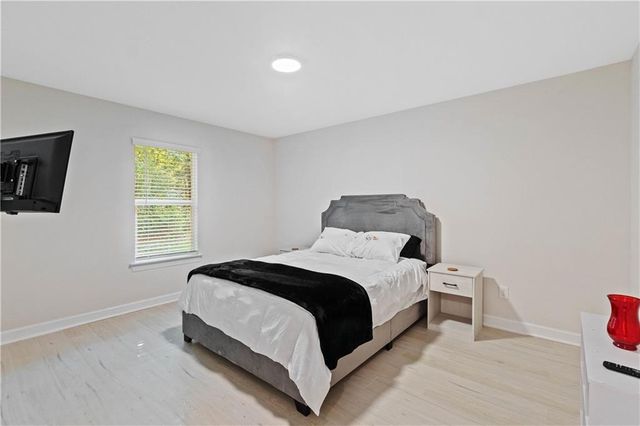 1933 Wildwood Place, Mobile, AL 36609