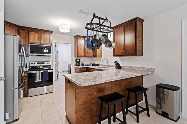 1933 Wildwood Place, Mobile, AL 36609