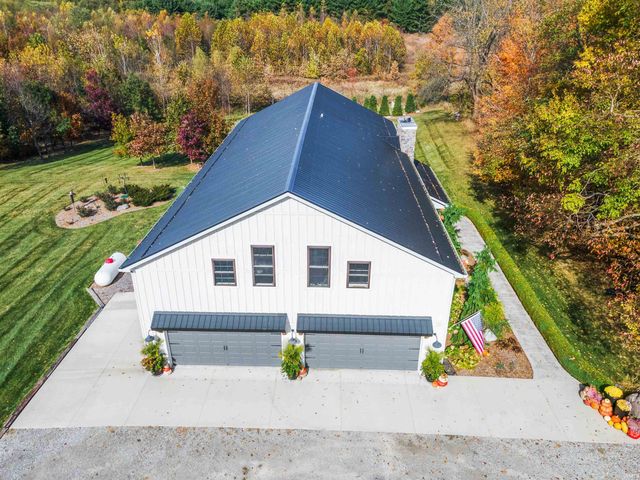 1939 CR 68 Road, Auburn, IN 46706