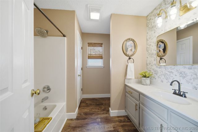 6312 S Date Avenue, Broken Arrow, OK 74011