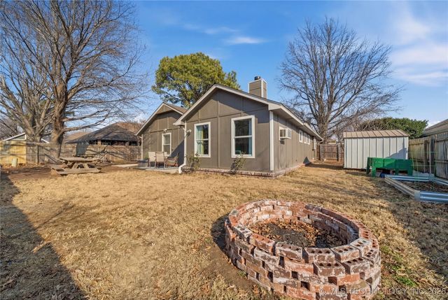 6312 S Date Avenue, Broken Arrow, OK 74011