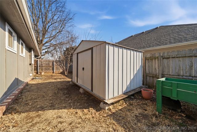 6312 S Date Avenue, Broken Arrow, OK 74011