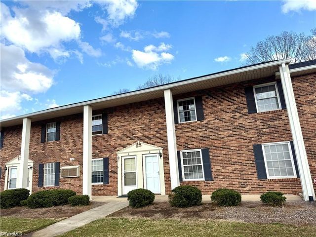 2315 Bay Meadows Court C, Clemmons, NC 27103