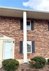 2315 Bay Meadows Court C, Clemmons, NC 27103