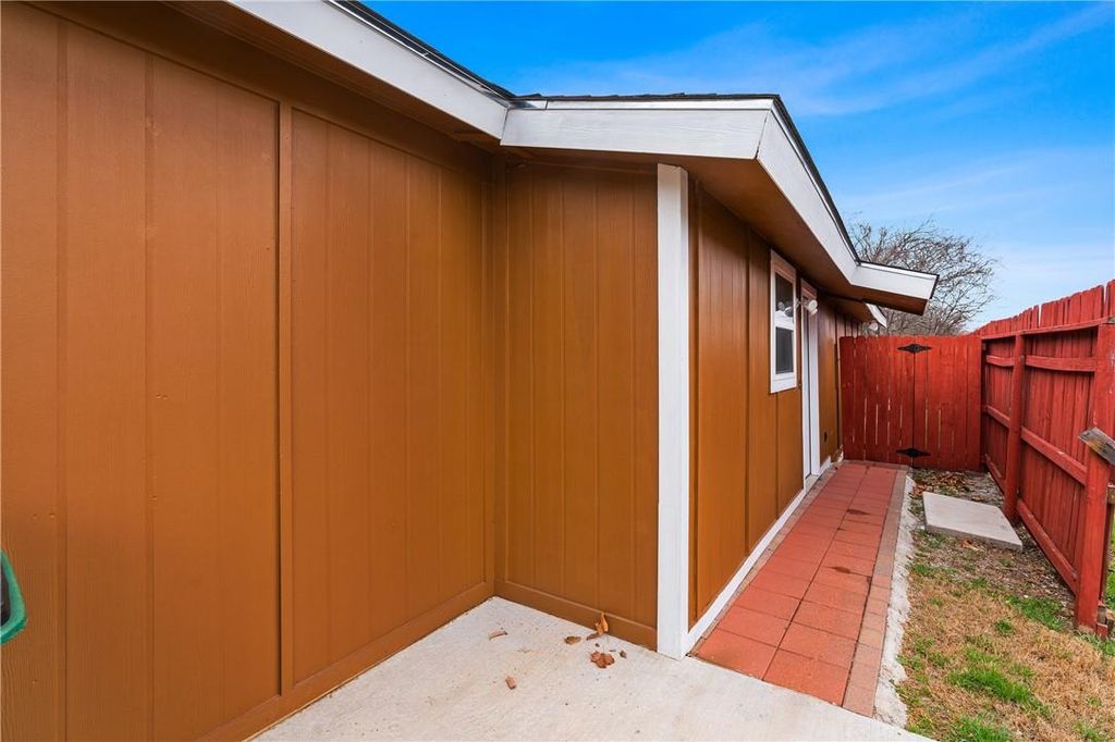 4414 Diane DR 1B, Austin, TX 78745