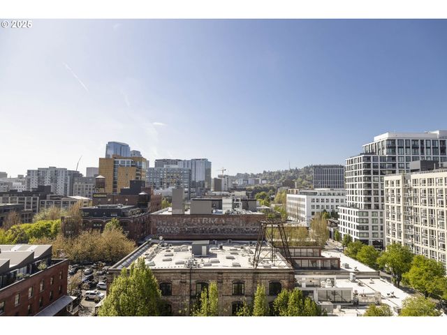 1314 Nw IRVING St 212, Portland, OR 97209