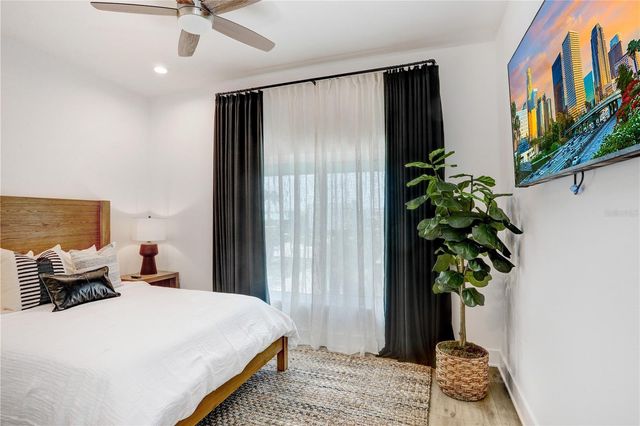 15405 GULF BOULEVARD B4, St Petersburg, FL 33708