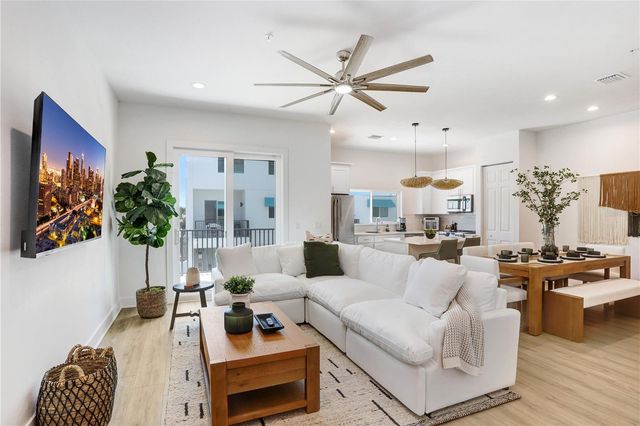 15405 GULF BOULEVARD B4, St Petersburg, FL 33708