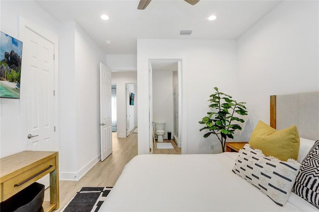 15405 GULF BOULEVARD B4, St Petersburg, FL 33708