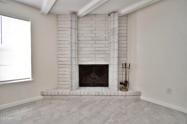 6201 Escondido Drive 13B, El Paso, TX 79912