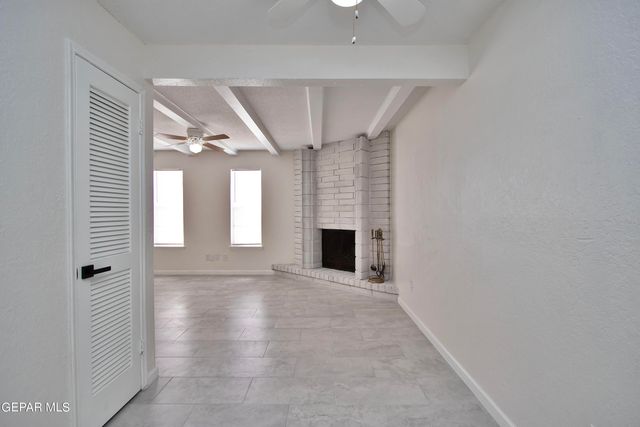 6201 Escondido Drive 13B, El Paso, TX 79912