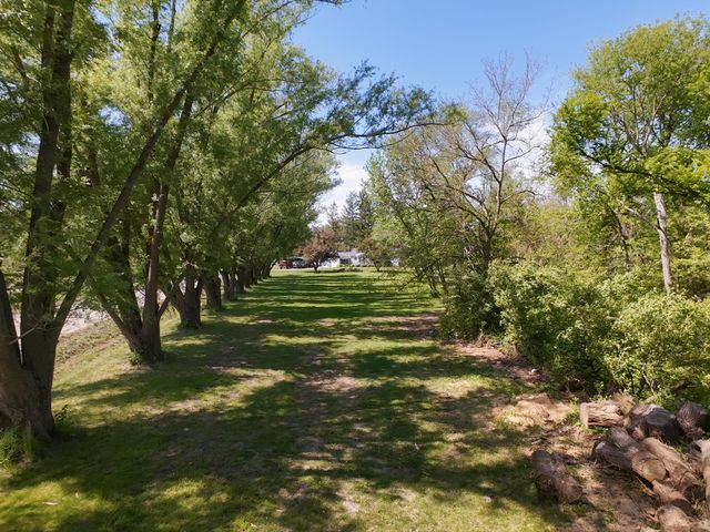 19295 GARNER Avenue, Council Bluffs, IA 51503