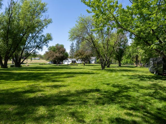 19295 GARNER Avenue, Council Bluffs, IA 51503