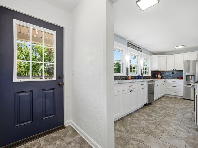 19295 GARNER Avenue, Council Bluffs, IA 51503
