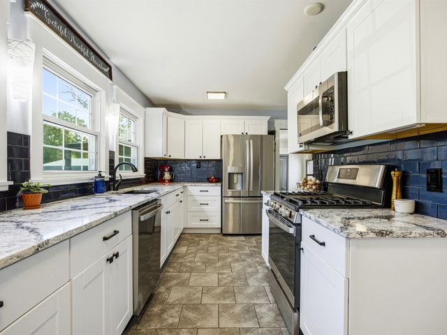 19295 GARNER Avenue, Council Bluffs, IA 51503